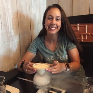 Meet your Posher, Kelly